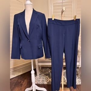 Le Suit Navy Blue Blazer and Pant Suit Set